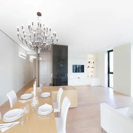 Stylish Elegant In Torre Solaria With Exclusive Milan's View 아파트