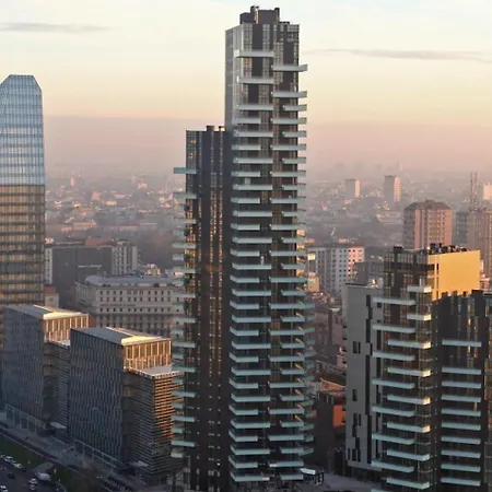 Stylish Elegant In Torre Solaria With Exclusive Milan's View Milano
